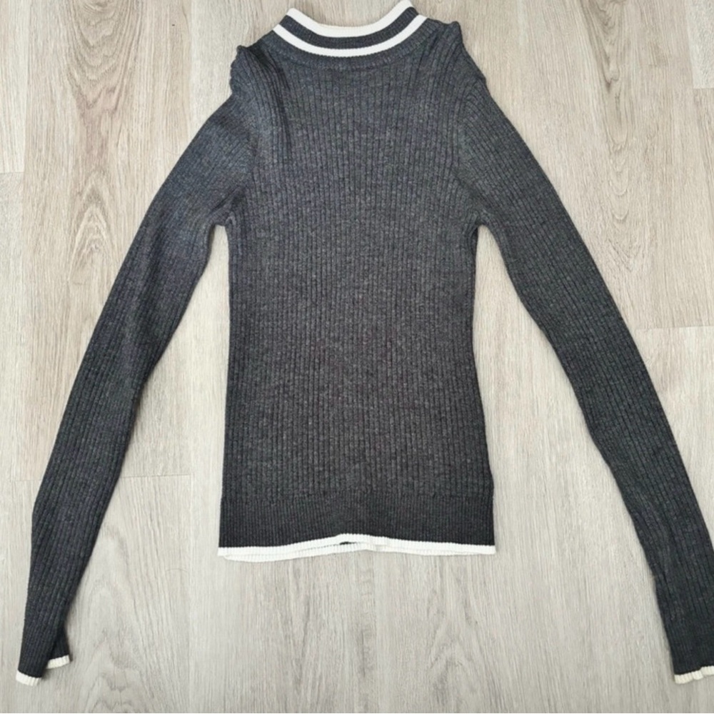 Aeropostale Charcoal Ribbed Crewneck Sweater with White Trim